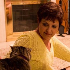 Meet your Posher, Julia